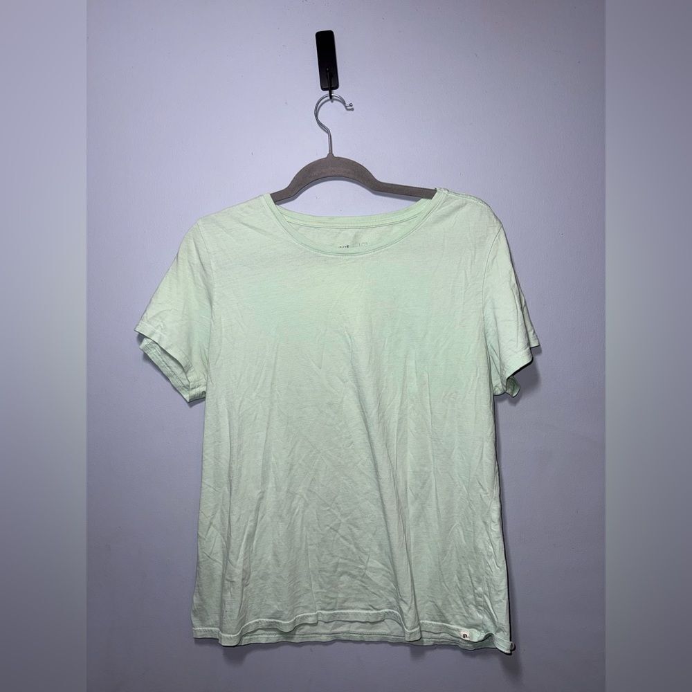 Pact Women’s Mint Green organic Cotton Short Sleeve T-Shirt size  large EUC